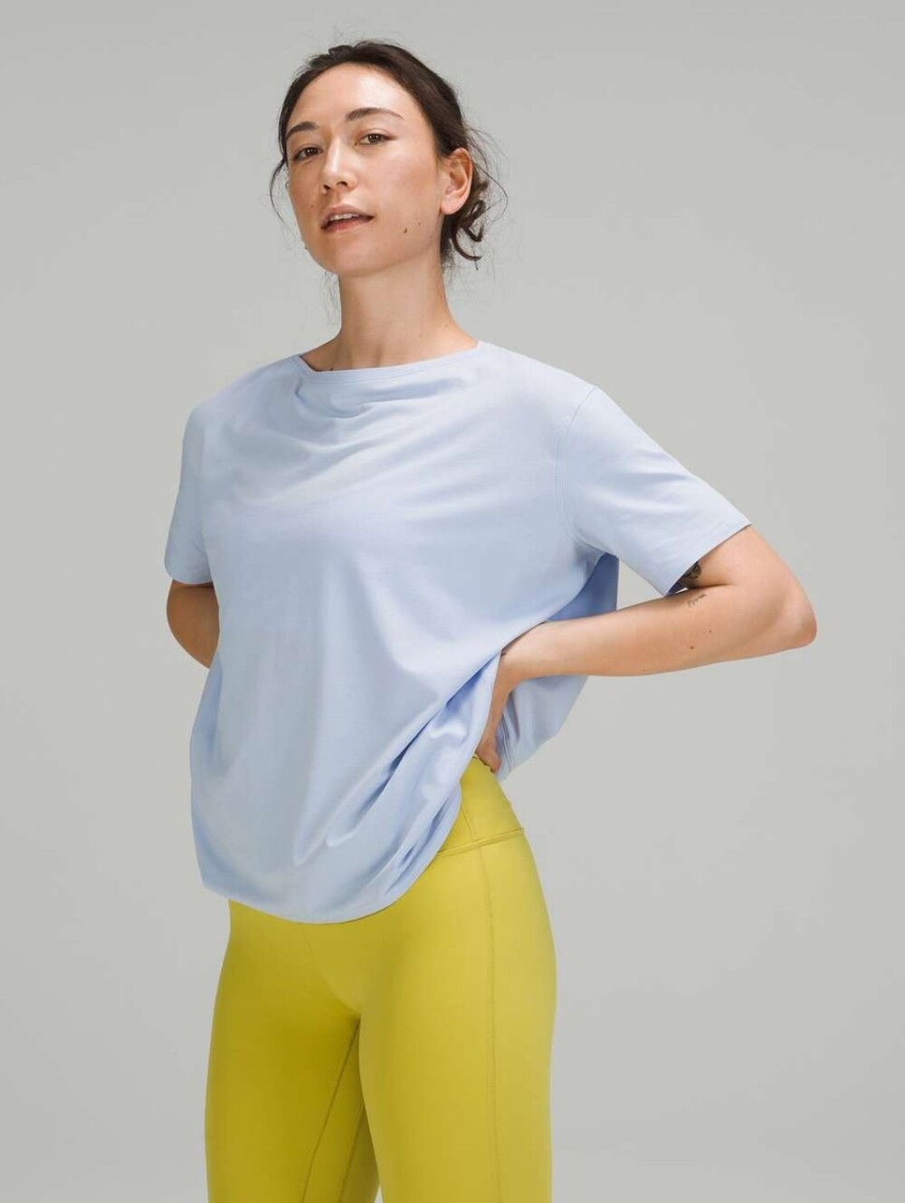 Lululemon Back In Action Short Sleeve Blue Linen